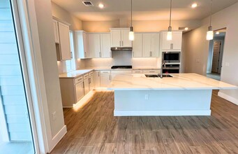 8100 Corrigan Pass in Austin, TX - Building Photo - Building Photo