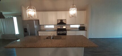 5022 Brewcastle Ln in Park Row, TX - Building Photo - Building Photo