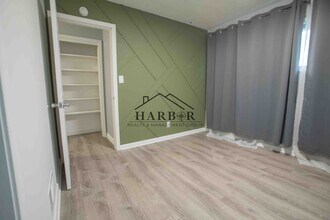 303 21st Ave SW in Rochester, MN - Building Photo - Building Photo