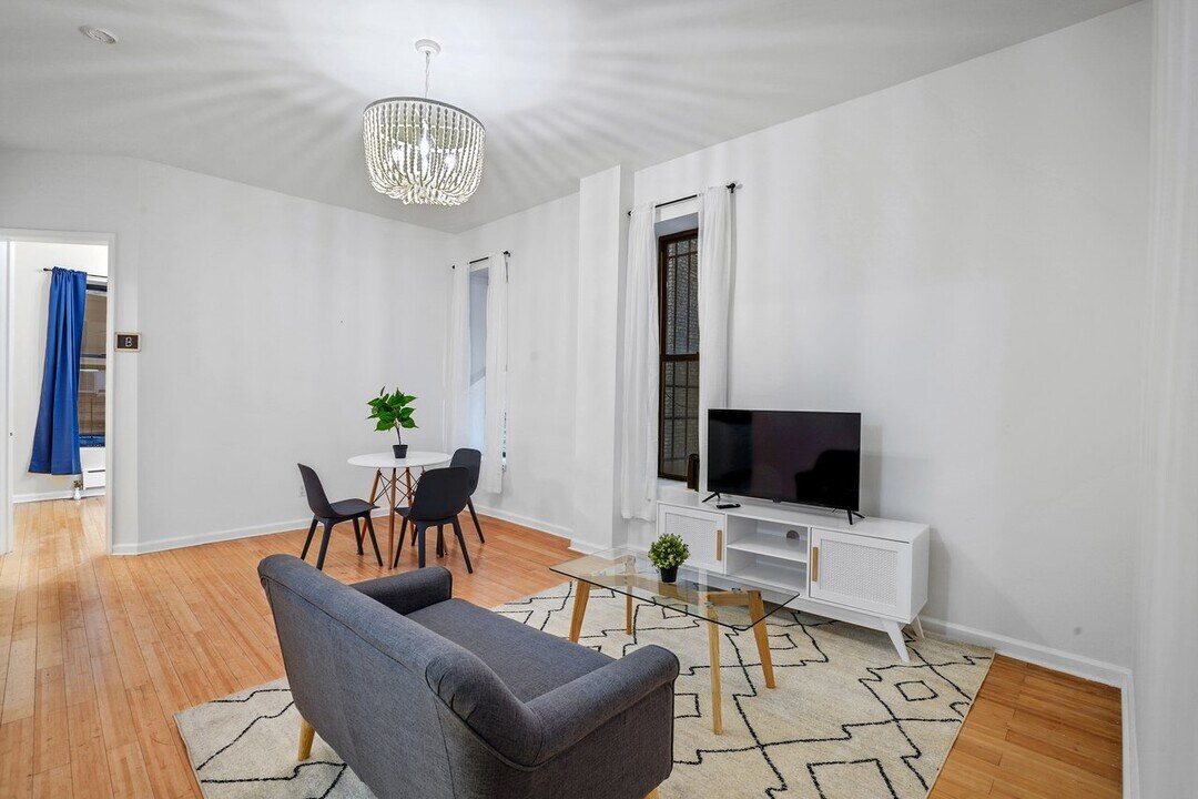 301 Saint Nicholas in New York, NY - Building Photo