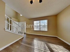 89 N Glen Oak Dr in Springboro, OH - Foto de edificio - Building Photo