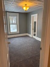 861 Chestnut St, Unit 1 in Manchester, NH - Building Photo - Building Photo