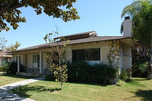 15732 Graham St in Huntington Beach, CA - Building Photo