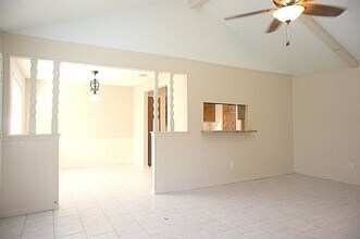 2618 Tinechester Dr in Humble, TX - Building Photo - Building Photo