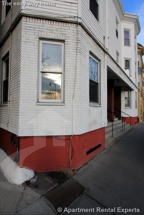 795 Cambridge St, Unit #2 in Cambridge, MA - Building Photo