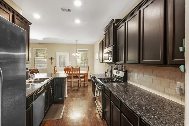 property at 1766 Parkside Shrs Ln