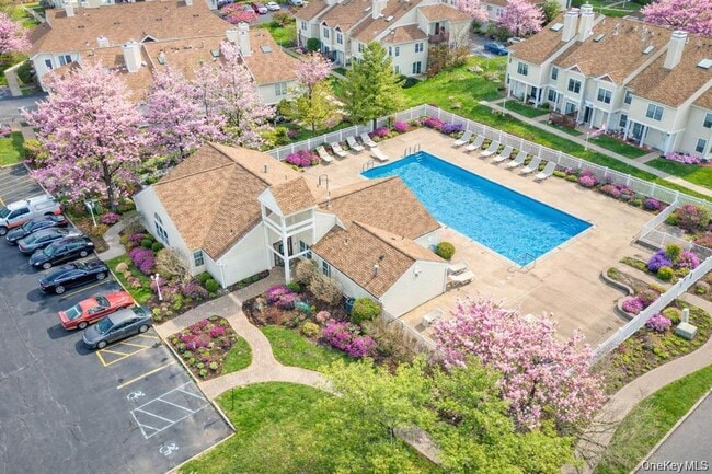 2314 Whispering Hills Dr in Chester, NY - Building Photo - Building Photo