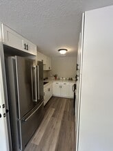 1517 Sinclair Hills Rd in Lutz, FL - Building Photo - Building Photo