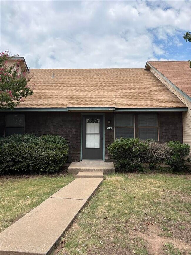 property at 1105 NW 52nd Cir