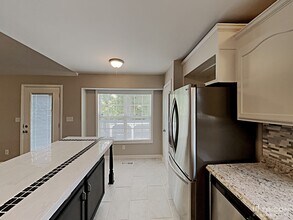981 Trey Phillips Dr in Clarksville, TN - Building Photo - Building Photo