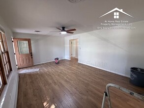 511 Kleewood Dr in Fulton, MO - Building Photo - Building Photo