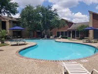 Bankside Village photo'