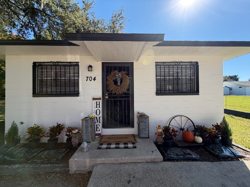 704 W 13th St in Lakeland, FL - Building Photo