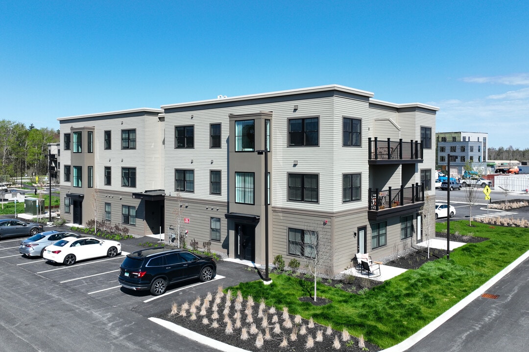 The Parker in Scarborough, ME - Foto de edificio