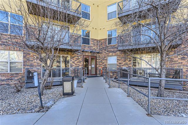 9019 E Panorama Cir in Centennial, CO - Building Photo - Building Photo