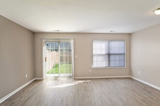 154 Periwinkle Dr in Dover, DE - Building Photo - Building Photo