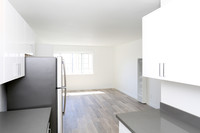 180FLATS in Redwood City, CA - Building Photo - Interior Photo