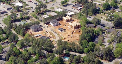 Pine Ridge Apartments in Raleigh, NC - Foto de edificio - Building Photo