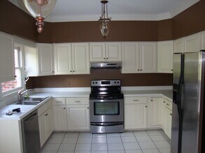 3305 Golf Club Ln in Nashville, TN - Foto de edificio - Building Photo