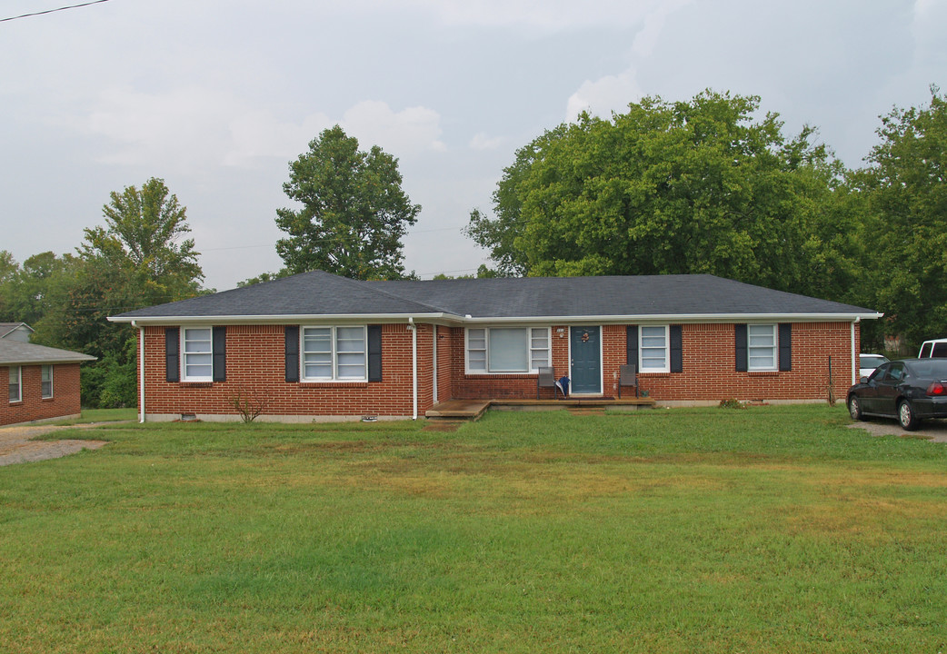 112 Elaine Dr in Columbia, TN - Building Photo