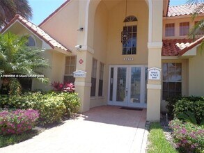 1257 SW 46th Ave in Pompano Beach, FL - Building Photo - Building Photo