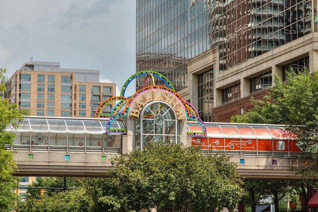 4607 N Carlin Springs Rd, Unit #A in Arlington, VA - Foto de edificio - Building Photo