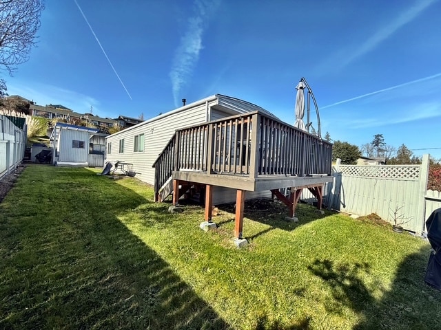 property at 2466 3rd Ave E