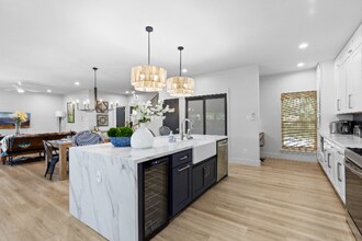 6786 River Rd in New Braunfels, TX - Building Photo - Building Photo