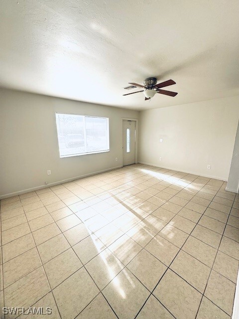 120 Gordon Ave S in Lehigh Acres, FL - Building Photo