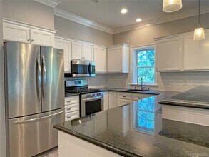 30 High St in Rye, NY - Building Photo - Building Photo