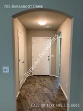 705 Barbaroot Dr in Norman, OK - Building Photo - Building Photo