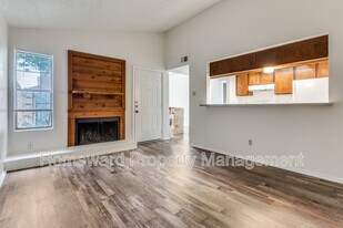 3930 Portland St in Irving, TX - Building Photo