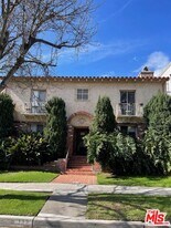 133 S Elm Dr in Beverly Hills, CA - Building Photo