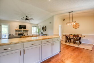 363 Lower River Rd in Toms Brook, VA - Building Photo - Building Photo