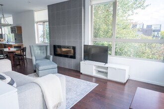 206 22nd Ave in Seattle, WA - Building Photo - Building Photo