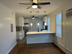 580 Gregory Ave, Unit 2 in Clifton, NJ - Building Photo - Building Photo