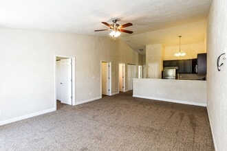 2029 Wexford Green Way in Belleville, IL - Building Photo - Building Photo