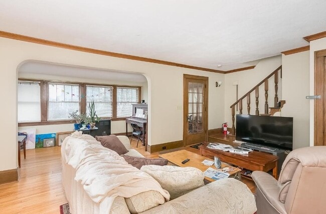 2000 Como Ave SE in Minneapolis, MN - Building Photo - Building Photo