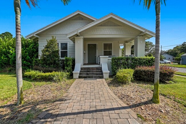 property at 2560 4th Ave S