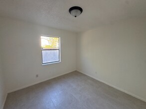 913 N 19th St in Copperas Cove, TX - Building Photo - Building Photo