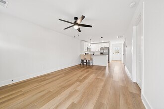 101 Gibson St, Unit B in Portland, TN - Building Photo - Building Photo