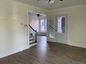 26 Hoffman Ave in Mansfield, OH - Foto de edificio - Building Photo