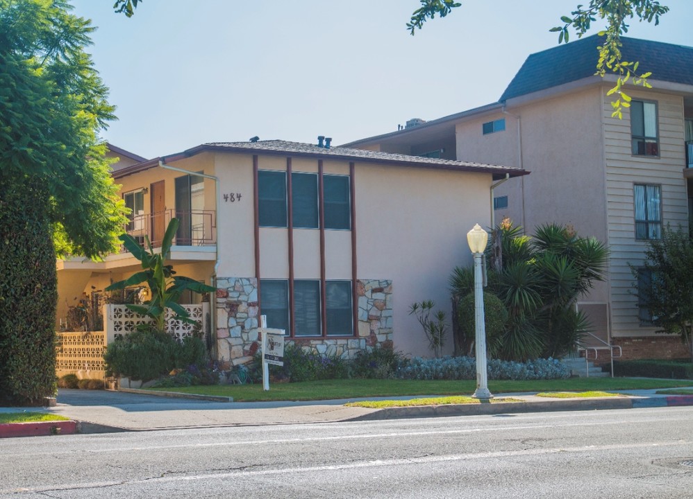 484 Los Robles Ave in Pasadena, CA - Building Photo