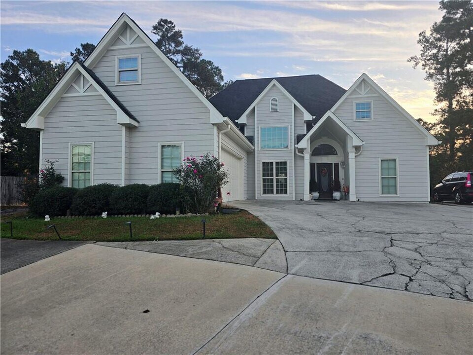 3146 Friendship Rd in Buford, GA - Building Photo