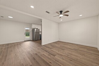 148 W Whitney St in Houston, TX - Building Photo - Building Photo