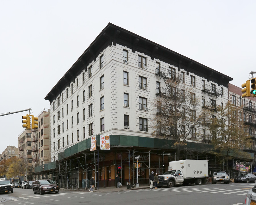 601 W 172nd St in New York, NY - Building Photo