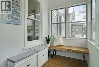 38 Bergey St in Cambridge, ON - Building Photo - Building Photo