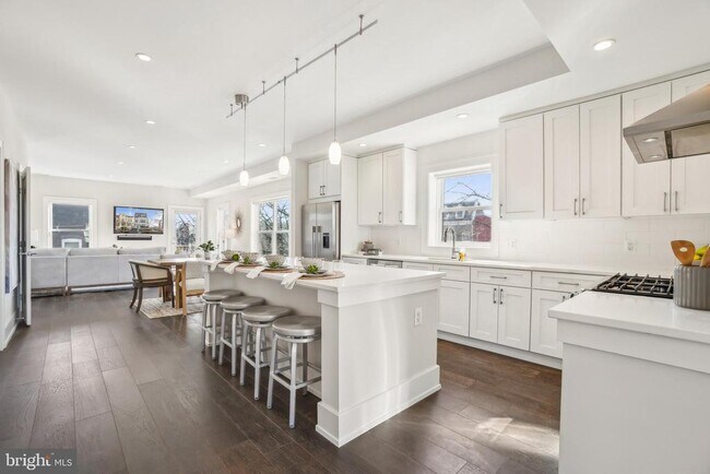 456 Randolph St NW in Washington, DC - Building Photo - Building Photo