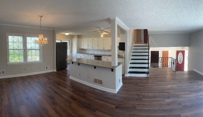 1280 State Rd S-28-484 in Lugoff, SC - Building Photo - Building Photo