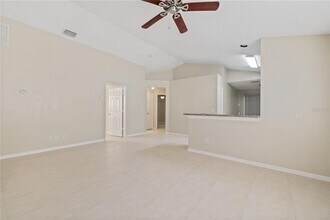 616 Cape Cod Cir in Valrico, FL - Building Photo - Building Photo